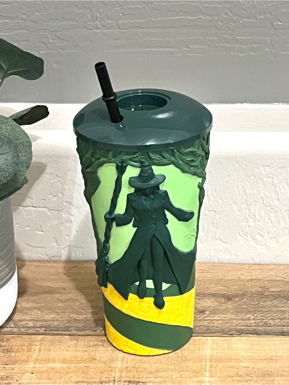 Wicked Movie AMC Exclusive Elphaba Grippr Cup Tumbler With Straw